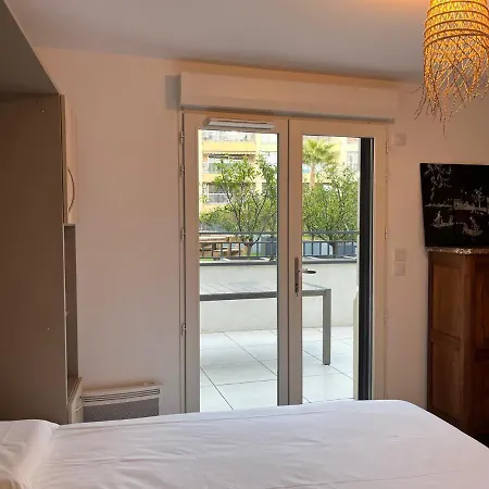 - Centre Casino 2 4 Personnes 2 Terrasses - Anastasie * Hyeres